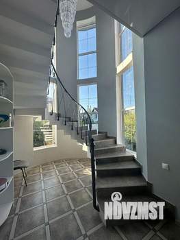 Дом 184м², 2-этажный, участок 8 сот.  