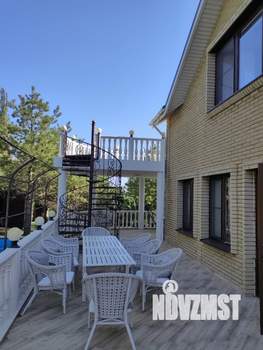 Дом 234м², 2-этажный, участок 11 сот.  