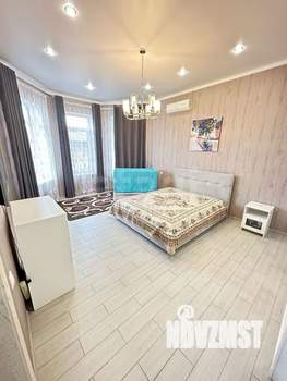 Дом 184м&sup2;, 2-этажный, участок 8 сот.  