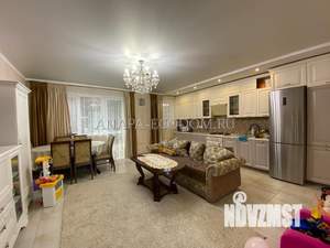 Таунхаус 115м², 2-этажный, участок 2 сот.  