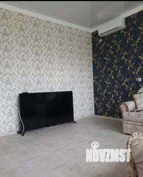 Дом 180м&sup2;, 2-этажный, участок 4 сот.  