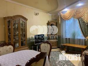 Дом 526м², 2-этажный, участок 10 сот.  