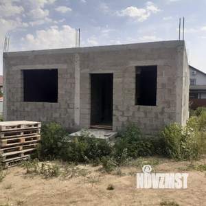 Дом 120м², 2-этажный, участок 6 сот.  