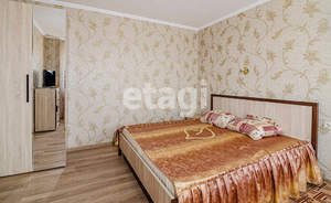 Дом 242м&sup2;, 3-этажный, участок 10 сот.  