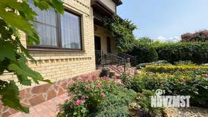 Дом 137м&sup2;, 2-этажный, участок 4 сот.  