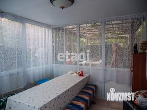 Дом 166м&sup2;, 3-этажный, участок 10 сот.  