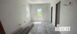 Дом 100м&sup2;, 2-этажный, участок 4 сот.  