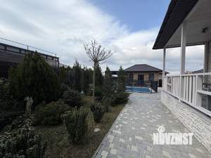 Дом 198м&sup2;, 2-этажный, участок 10 сот.  