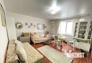 Дом 182м&sup2;, 2-этажный, участок 4 сот.  