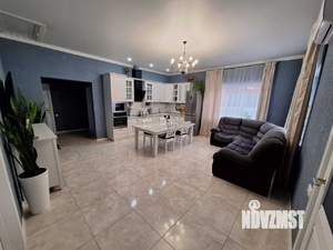 Дом 104м&sup2;, 2-этажный, участок 4 сот.  