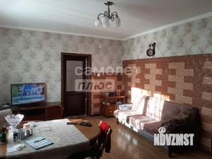 Дом 373м&sup2;, 2-этажный, участок 10 сот.  