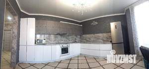 Дом 103м&sup2;, 2-этажный, участок 3 сот.  