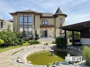 Дом 316м&sup2;, 3-этажный, участок 8 сот.  