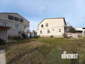 Дом 220м&sup2;, 2-этажный, участок 7 сот.  