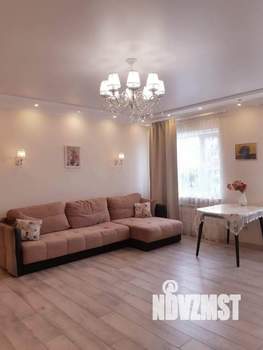 Дом 182м², 2-этажный, участок 8 сот.  