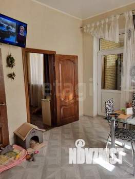 Дом 380м², 3-этажный, участок 4 сот.  