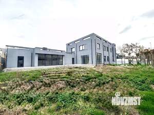 Дом 600м&sup2;, 2-этажный, участок 11 сот.  