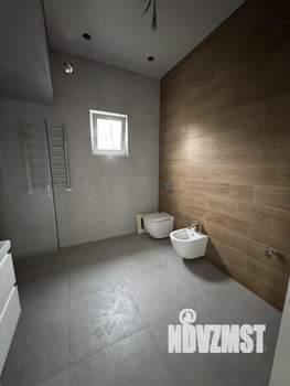 Дом 270м&sup2;, 2-этажный, участок 6 сот.  