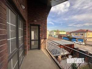 Дом 190м&sup2;, 2-этажный, участок 4 сот.  