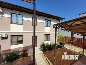 Дом 250м&sup2;, 2-этажный, участок 7 сот.  