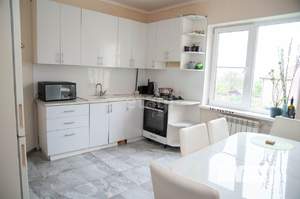 Дом 351м&sup2;, 3-этажный, участок 5 сот.  