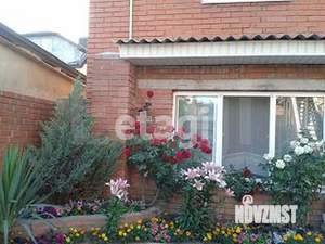 Дом 450м&sup2;, 2-этажный, участок 8 сот.  