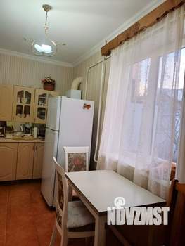 Дом 240м², 2-этажный, участок 4 сот.  