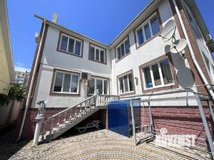 Дом 750м&sup2;, 2-этажный, участок 8 сот.  