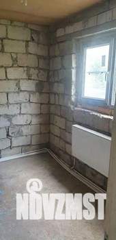 Дом 60м&sup2;, 2-этажный, участок 6 сот.  