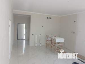 Дом 110м&sup2;, 1-этажный, участок 6 сот.  