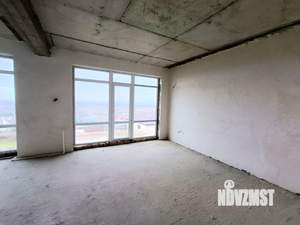 Дом 303м&sup2;, 3-этажный, участок 7 сот.  