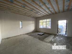 Дом 105м&sup2;, 2-этажный, участок 3 сот.  