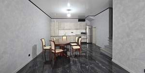 Дом 145м&sup2;, 2-этажный, участок 1 сот.  