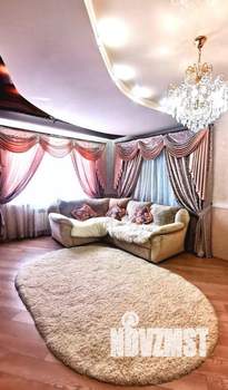 Дом 180м², 2-этажный, участок 6 сот.  