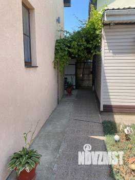 Дом 250м&sup2;, 2-этажный, участок 11 сот.  