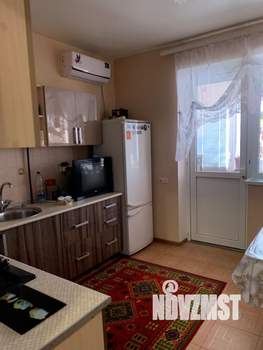 Дом 75м&sup2;, 2-этажный, участок 4 сот.  