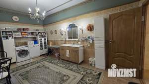 Дом 300м², 3-этажный, участок 7 сот.  