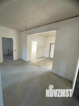 Дом 135м&sup2;, 2-этажный, участок 6 сот.  