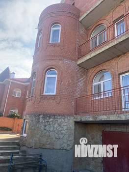 Дом 499м², 2-этажный, участок 10 сот.  