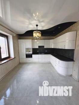 Дом 185м², 2-этажный, участок 6 сот.  