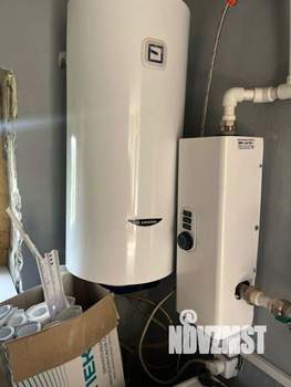 Дом 40м&sup2;, 2-этажный, участок 15 сот.  