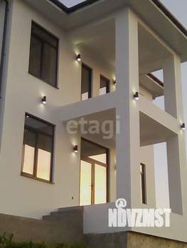 Дом 180м&sup2;, 2-этажный, участок 4 сот.  