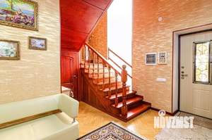 Дом 205м&sup2;, 2-этажный, участок 5 сот.  