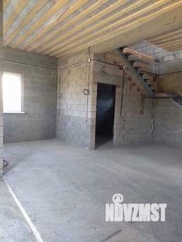 Дом 145м&sup2;, 2-этажный, участок 6 сот.  