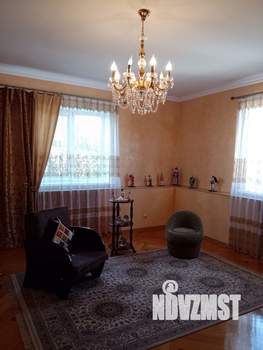 Дом 267м&sup2;, 2-этажный, участок 9 сот.  