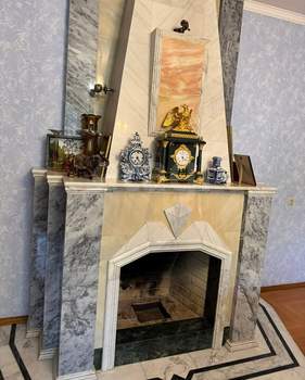 Дом 250м&sup2;, 2-этажный, участок 4 сот.  