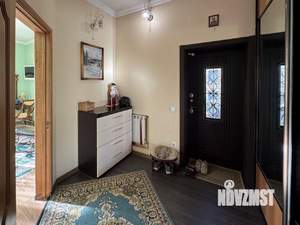 Дом 336м&sup2;, 2-этажный, участок 4 сот.  