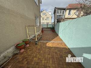 Дом 275м&sup2;, 3-этажный, участок 1 сот.  