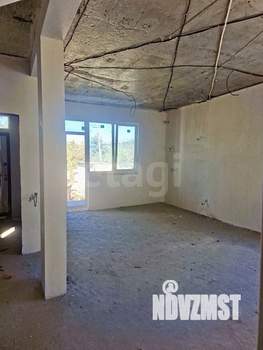 Дом 169м&sup2;, 2-этажный, участок 4 сот.  