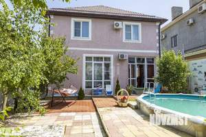 Дом 139м&sup2;, 2-этажный, участок 3 сот.  